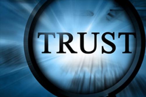 信托公司的家族信托与银行提供的家族财富管理有什么不同？